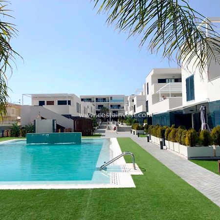 Palmview Poolside Heaven In Turquesa Del Mar Appartement Orihuela Buitenkant foto